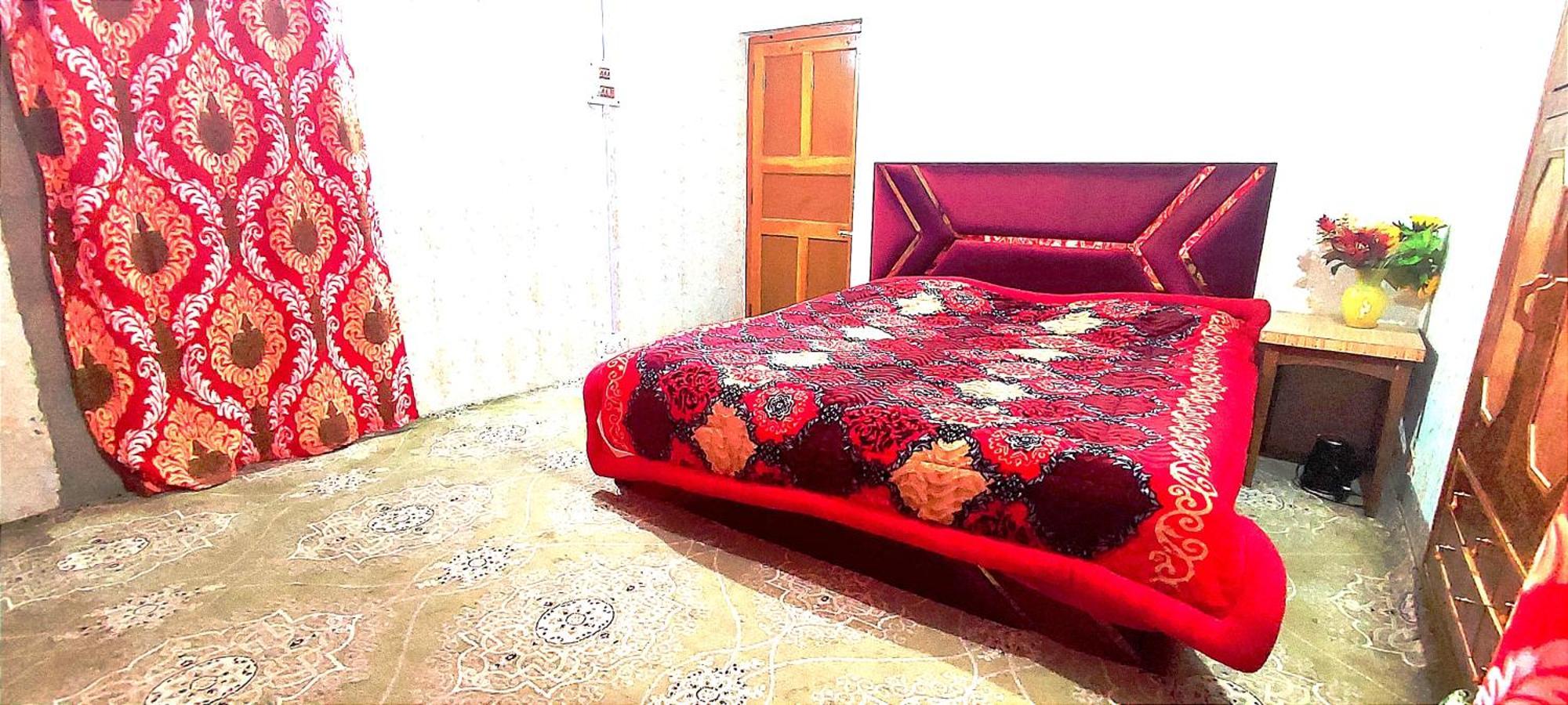 The Clover Inn Srīnagar Cameră foto